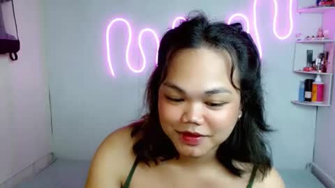 Snapshot of hotbabe_rica chatting on December 15, 10:47 pm Ricaa online show from December 15, 10:47 pm