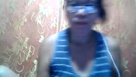 Snapshot of hotbetty_45 chatting on October 27, 9:52 pm hotbetty_45 online show from October 27, 9:52 pm