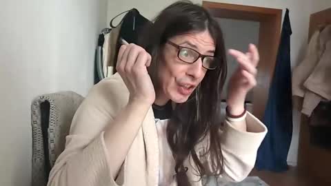 Betty Bellucci online show from November 9, 11:30 am