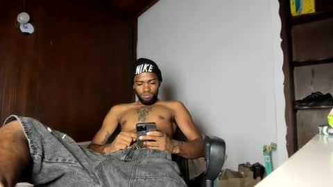 hotbody22_ online show from June 30, 6:31 pm