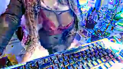 Snapshot of hotbritneyxx chatting on February 2, 6:45 am hotbritneyxx online show from February 2, 6:45 am