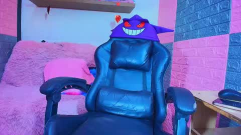 Hotcakes online show from May 12, 2:52 am