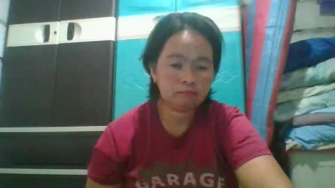 Snapshot of hotchicks4uxx chatting on February 14, 8:33 am hotchicks4uxx online show from February 14, 8:33 am