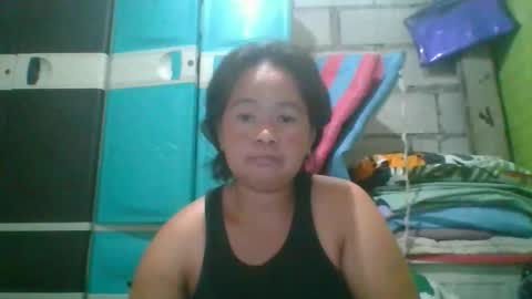 Snapshot of hotchicks4uxx chatting on March 8, 2:04 am hotchicks4uxx online show from March 8, 2:04 am