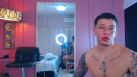 Hussain   aaron and Ekko online show from April 9, 8:03 pm