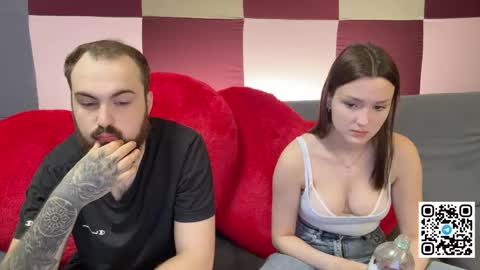 Snapshot of hotduoplay chatting on May 23, 8:57 pm Max and Alina online show from May 23, 8:57 pm