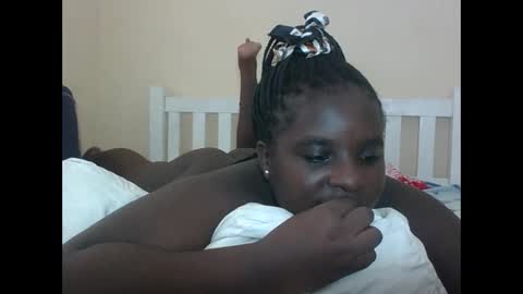 EBBY online show from May 31, 7:04 am