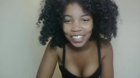 Snapshot of hotfelicia chatting on May 15, 8:32 am hotfelicia online show from May 15, 8:32 am