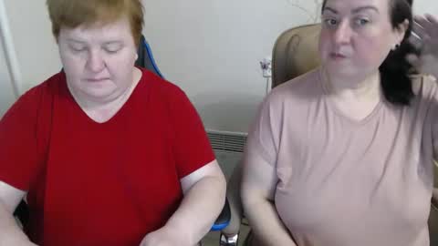 Snapshot of hotfiremommy chatting on March 19, 6:45 pm LimonkaFire online show from March 19, 6:45 pm