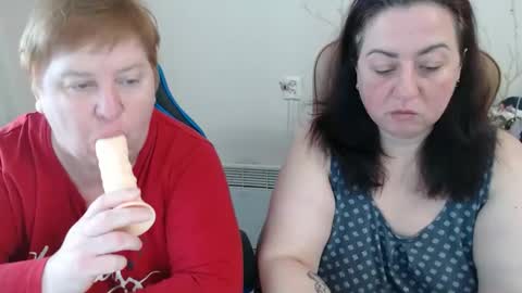 Snapshot of hotfiremommy chatting on March 29, 7:19 am LimonkaFire online show from March 29, 7:19 am