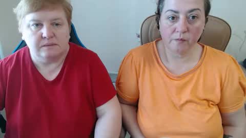 Snapshot of hotfiremommy chatting on April 5, 8:55 am LimonkaFire online show from April 5, 8:55 am