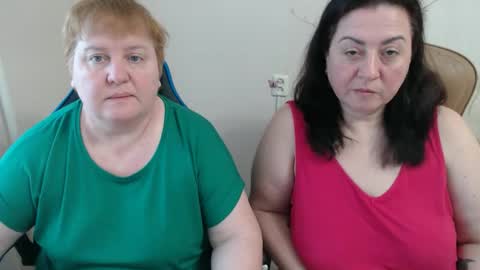 Snapshot of hotfiremommy chatting on April 11, 3:49 pm LimonkaFire online show from April 11, 3:49 pm