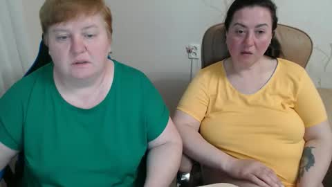 Snapshot of hotfiremommy chatting on April 15, 7:58 pm LimonkaFire online show from April 15, 7:58 pm