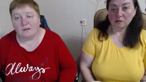 Snapshot of hotfiremommy chatting on April 26, 5:54 pm LimonkaFire online show from April 26, 5:54 pm