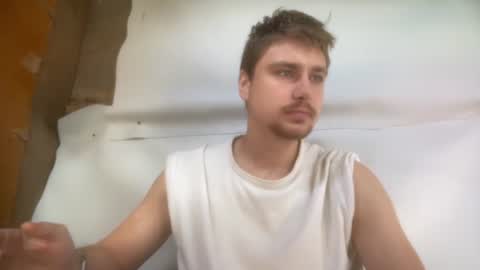 Snapshot of hotgentleman_3003 chatting on July 7, 7:45 am William online show from July 7, 7:45 am