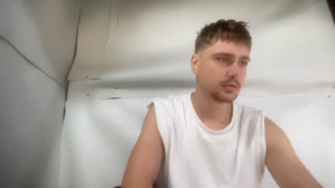 Snapshot of hotgentleman_3003 chatting on July 30, 7:07 am William online show from July 30, 7:07 am