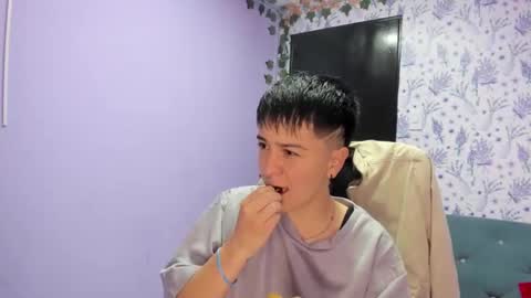 Snapshot of hothannah_ chatting on November 4, 1:59 am hannah online show from November 4, 1:59 am