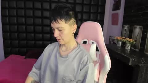 Snapshot of hothannah_ chatting on November 13, 12:04 pm hannah online show from November 13, 12:04 pm