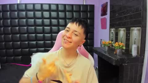 Snapshot of hothannah_ chatting on November 20, 2:17 pm hannah online show from November 20, 2:17 pm