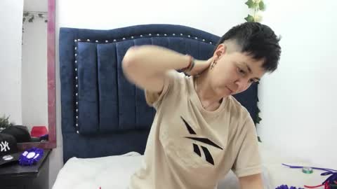 Snapshot of hothannah_ chatting on November 27, 2:13 am hannah online show from November 27, 2:13 am