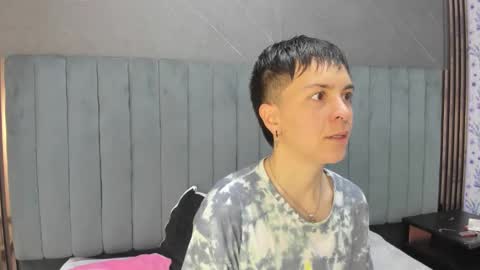 Snapshot of hothannah_ chatting on December 17, 1:55 am hannah online show from December 17, 1:55 am