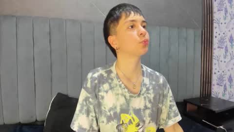 Snapshot of hothannah_ chatting on December 20, 1:56 am hannah online show from December 20, 1:56 am