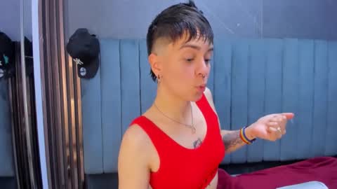 hannah online show from February 14, 4:53 am