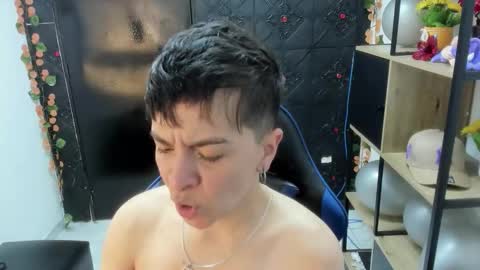 hannah online show from March 31, 2:13 am