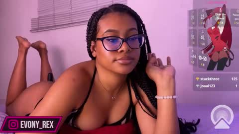 Snapshot of hotharmonies chatting on March 1, 12:17 am Rosetta and Allen online show from March 1, 12:17 am