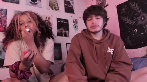 Sam and Nico online show from February 3, 3:59 am