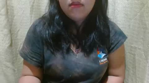 Snapshot of hotiemorenagurl18 chatting on October 18, 8:37 am hotiemorenagurl18 online show from October 18, 8:37 am