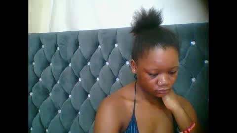 LOYCE online show from December 20, 2:51 am