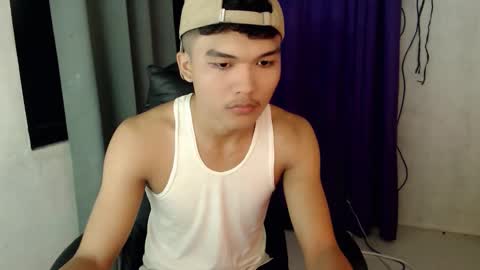 hotking_cummer online show from February 1, 11:42 am