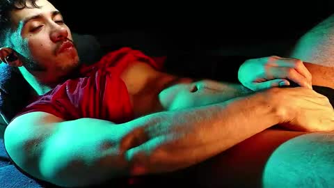 Hotlatinking online show from November 9, 9:13 pm