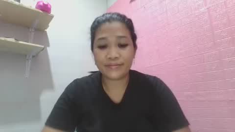 Snapshot of hotlavender chatting on February 11, 1:32 am hotlavender online show from February 11, 1:32 am