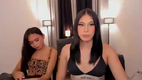 Snapshot of hotlestalinsandra chatting on May 12, 12:19 am hotlestalinsandra online show from May 12, 12:19 am