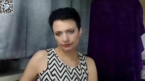 Snapshot of hotmamaqueen234 chatting on April 24, 8:55 pm hotmamaqueen234 online show from April 24, 8:55 pm