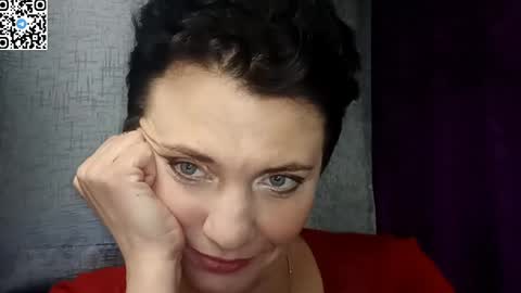 Snapshot of hotmamaqueen234 chatting on April 28, 7:30 pm hotmamaqueen234 online show from April 28, 7:30 pm