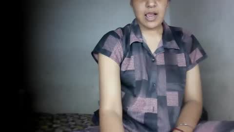 lola online show from May 27, 4:04 pm