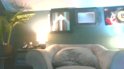 Up2NoGoodX2 online show from February 26, 6:40 pm