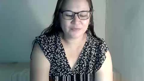 Snapshot of hotpreciousxxx chatting on February 9, 1:53 am hotpreciousxxx online show from February 9, 1:53 am