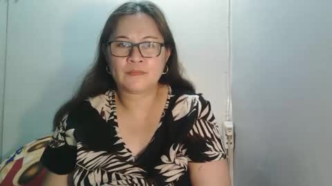 Snapshot of hotpreciousxxx chatting on February 16, 1:51 pm hotpreciousxxx online show from February 16, 1:51 pm