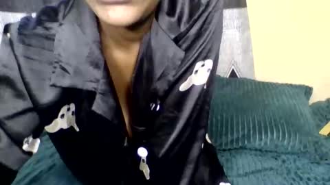 hotpussy online show from May 26, 1:51 pm