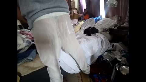 Snapshot of hotrox6942 chatting on November 9, 3:54 pm hotrox6942 online show from November 9, 3:54 pm