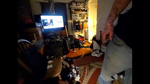 Snapshot of hotrox6942 chatting on December 21, 10:06 pm hotrox6942 online show from December 21, 10:06 pm