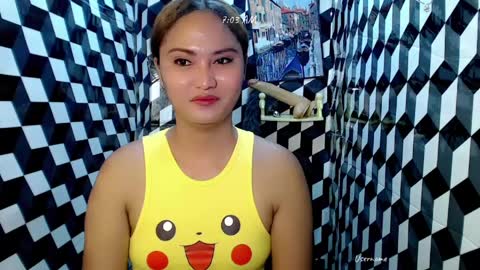 Snapshot of hotscarletcumxx chatting on April 3, 11:03 pm veronica online show from April 3, 11:03 pm