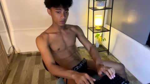 Snapshot of hotsexrider20 chatting on April 11, 5:39 pm marky online show from April 11, 5:39 pm