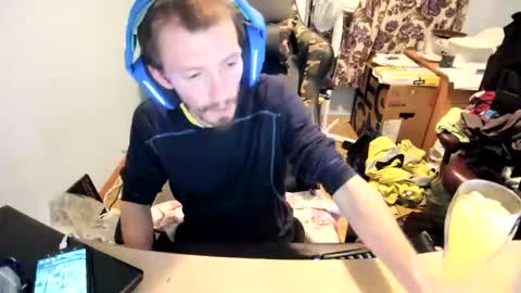 Snapshot of hotsummer1996 chatting on November 22, 4:39 pm hot online show from November 22, 4:39 pm