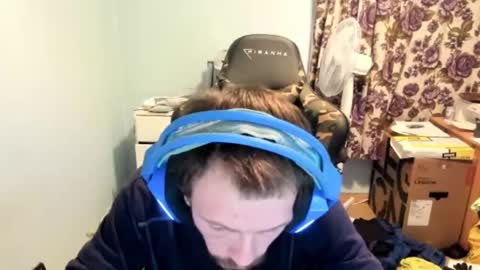 Snapshot of hotsummer1996 chatting on November 29, 4:54 pm hot online show from November 29, 4:54 pm