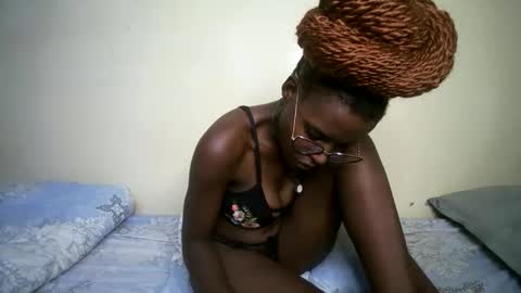hott_asss online show from May 17, 2:02 pm